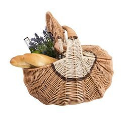 Shabby chic wicker picnic basket with 50x33 H30/37 CM